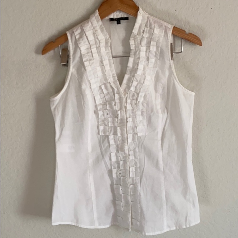 AK Anne Klein NWOT V-neck Tops